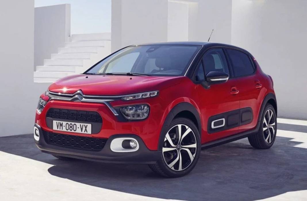 Otomobil satın almak hayal oldu, 450 bin TL'nin altında sıfır araç kalmadı! İşte 2023 en ucuz araba fiyatları 12